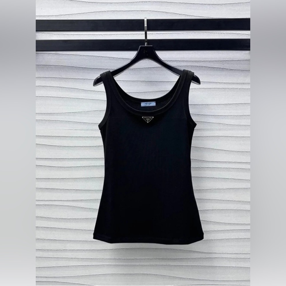 ✅✅✅Prada Women's Black Tank Top